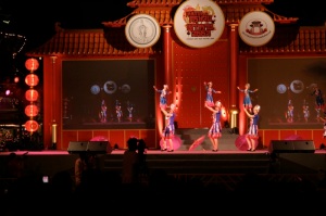 marionnettes chinoises en scène